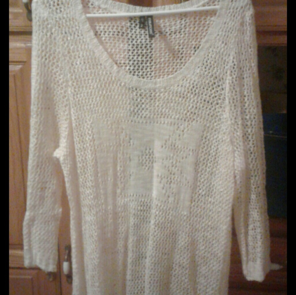 Long mesh sweater